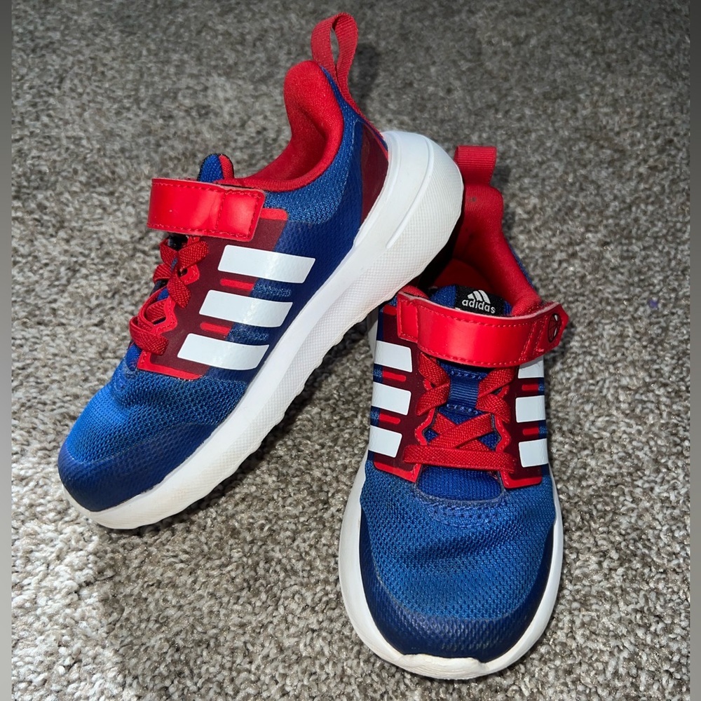 Size 8 Spider-Man Adidas Shoes - Picture 2 of 9